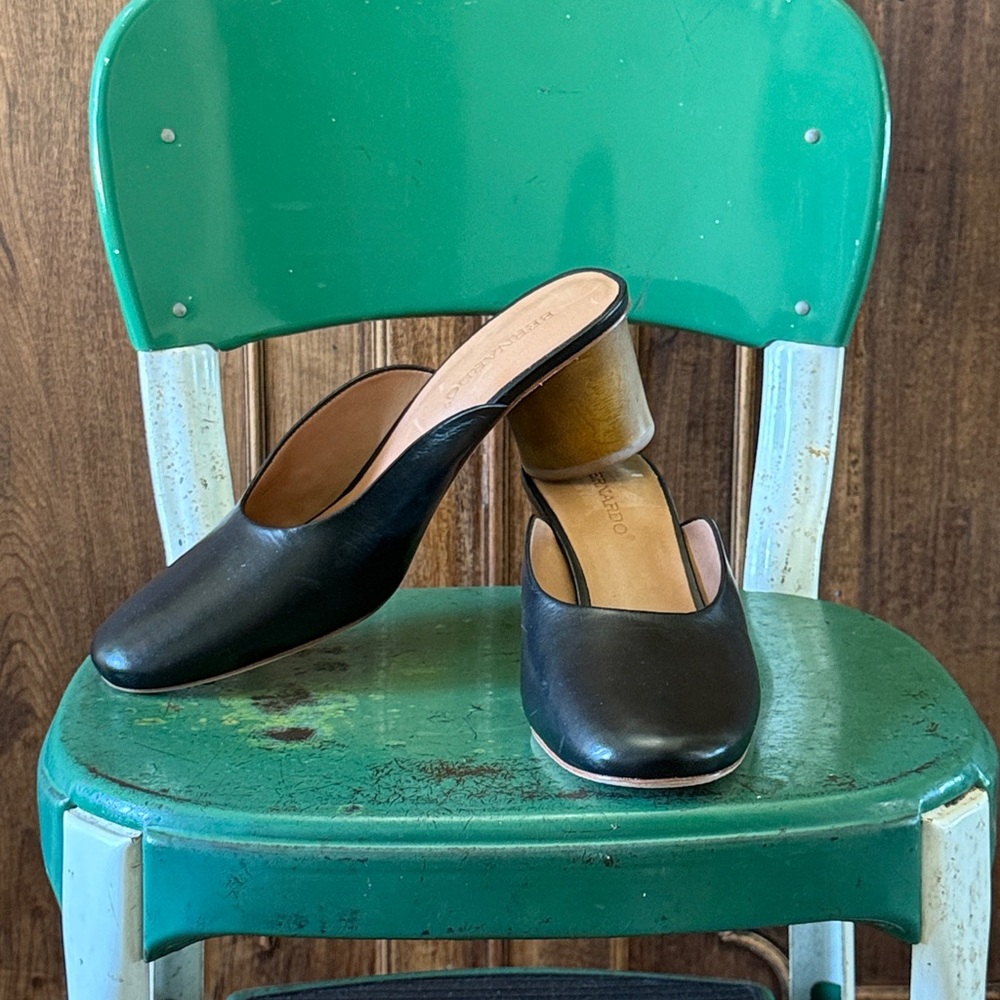 Bernardo Black Leather Mules